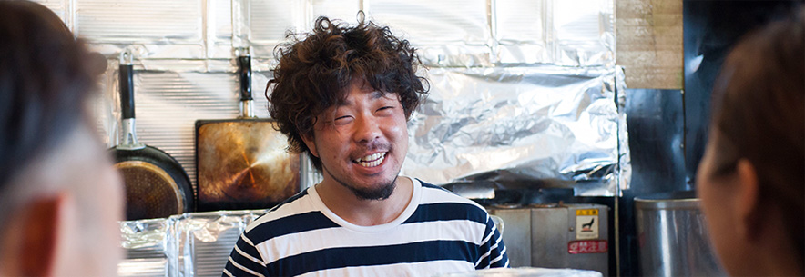 希信店主 糸谷 翼